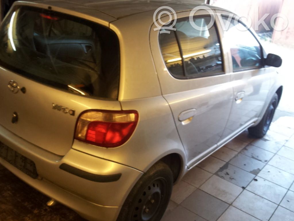 Yaris Yaris  8946552030