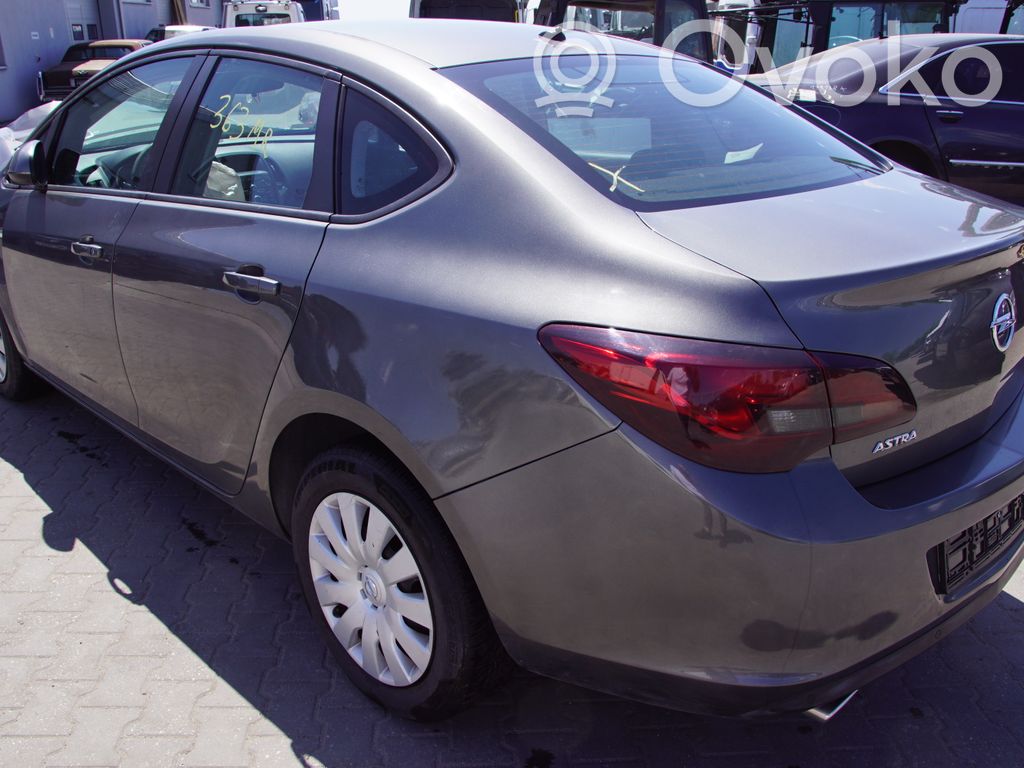 Astra J Astra  39021702