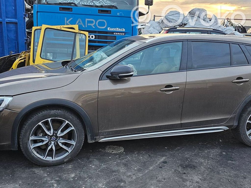 V60 V60, V60 Cross Country