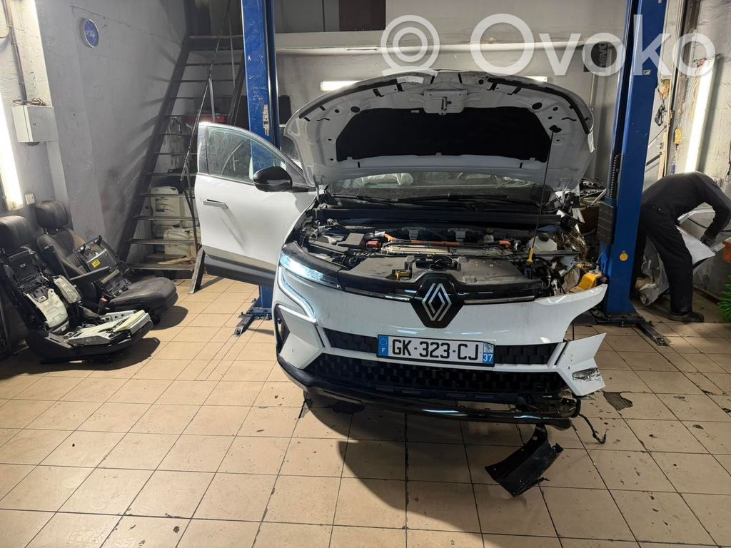 Megane E-Tech Megane E-Tech  240189100V