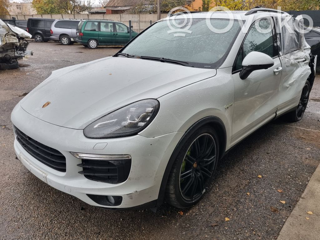 Cayenne (92A) Cayenne  06E906262