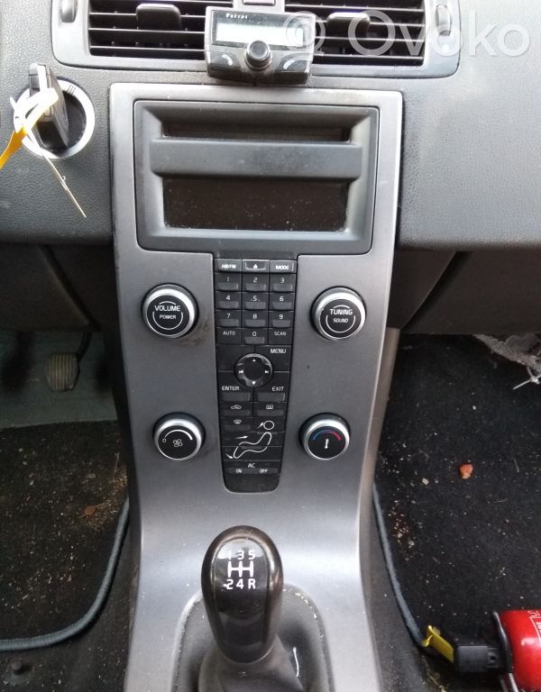 S40 S40, V40
