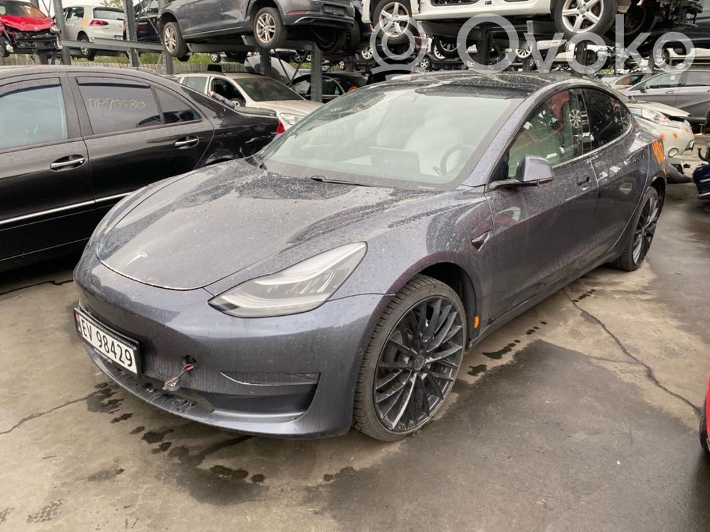 Model 3 Tesla Model 3  109594900D