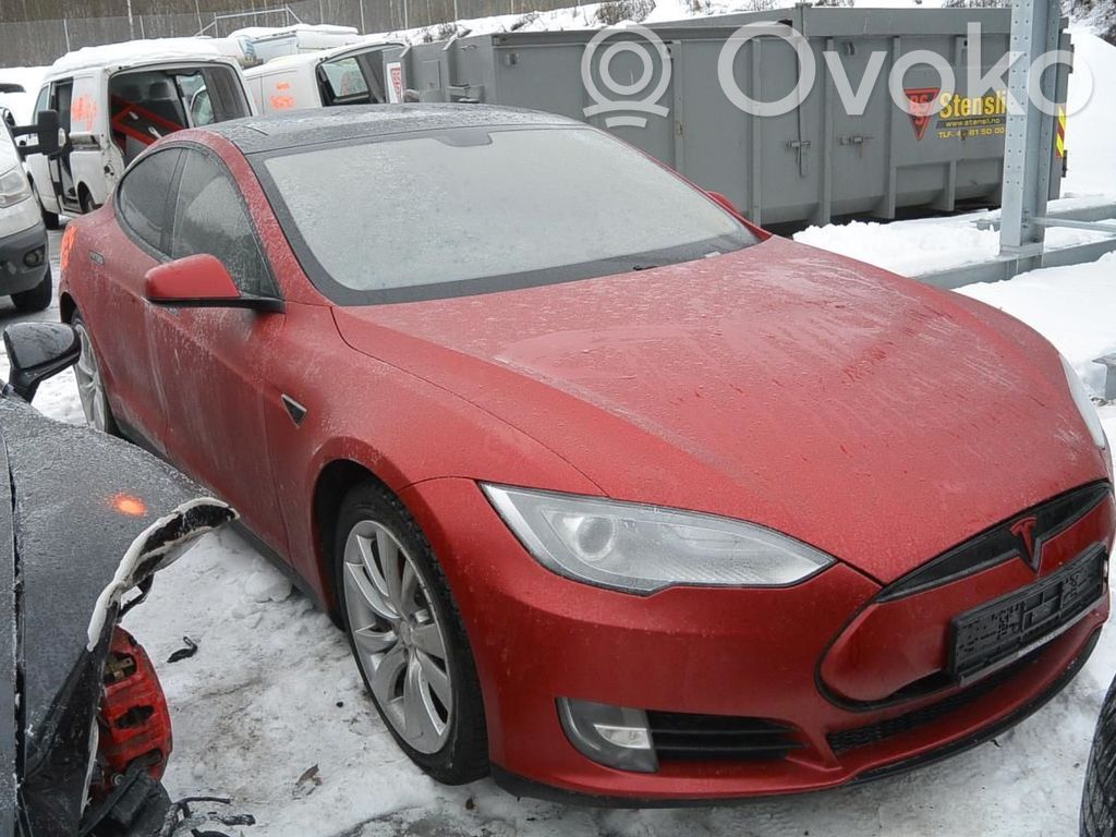 Model S Tesla Model S  6006662E0H