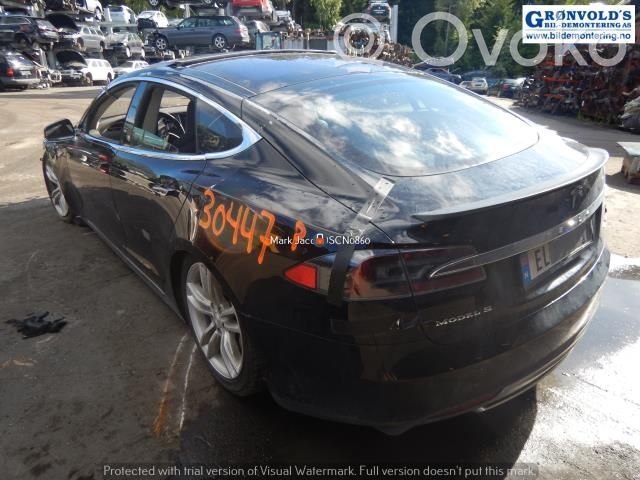 Model S Tesla Model S  102742600A
