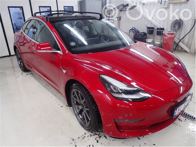 Model 3 Tesla Model 3  1081420ECC