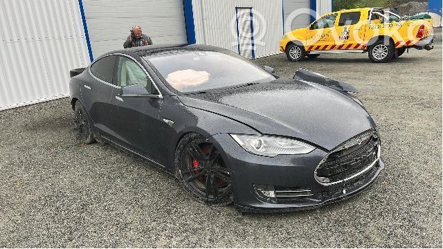 Model S Tesla Model S  600697200A