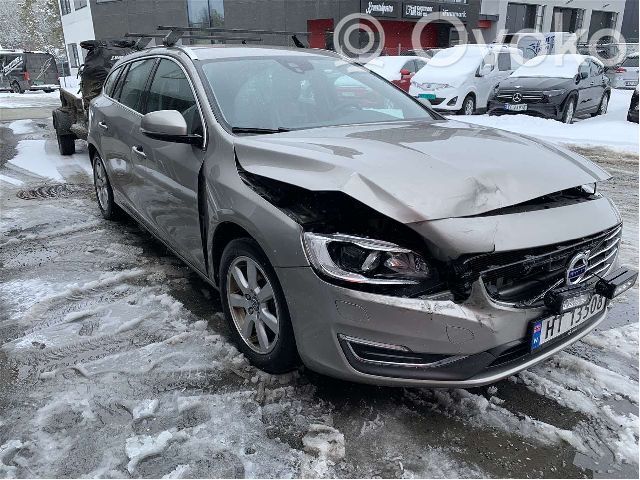 V60 V60, V60 Cross Country  36001632
