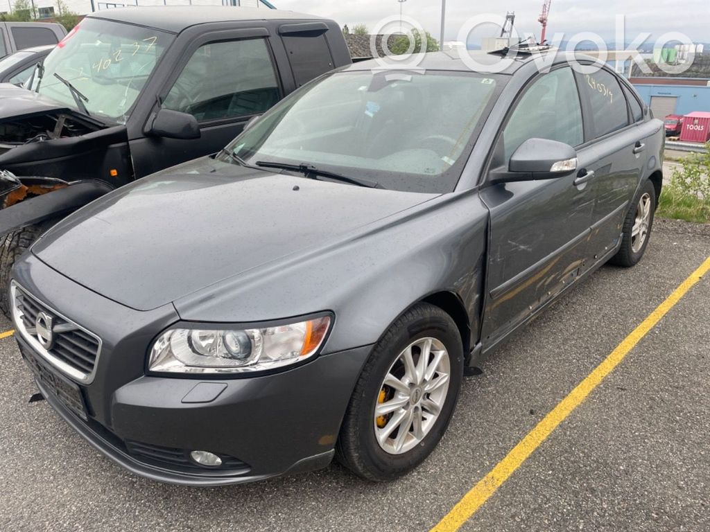 S40 S40, V40  30763496