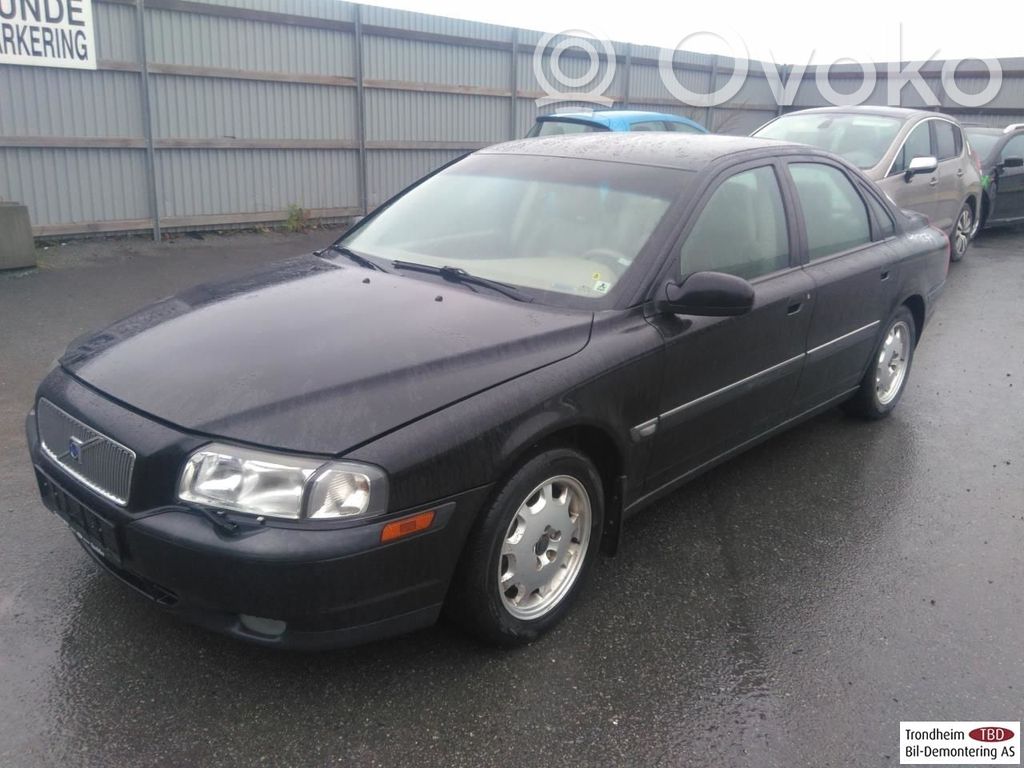 S80 S80  9483554