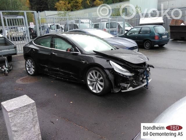 Model 3 Tesla Model 3  108933400I