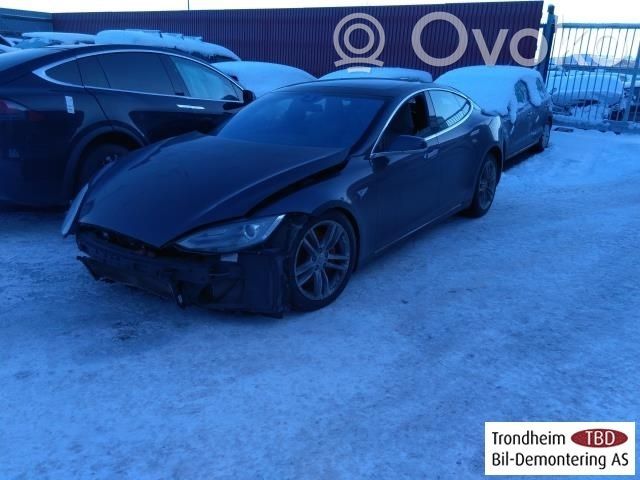Model S Tesla Model S  103281700A