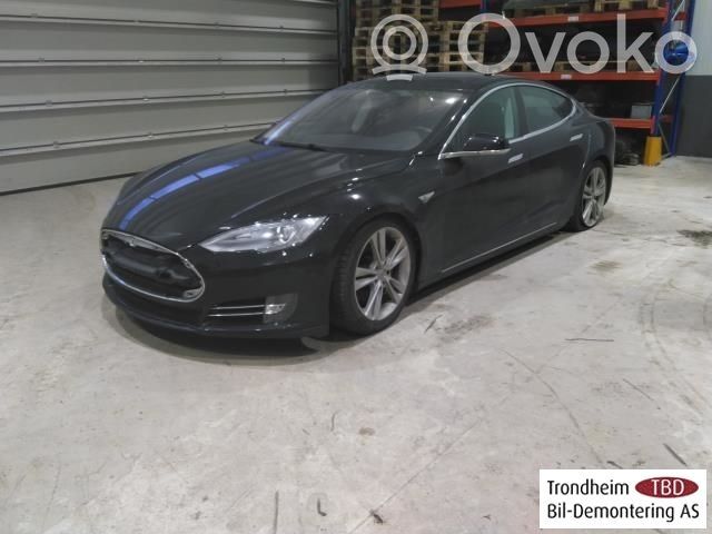 Model S Tesla Model S  102256500D