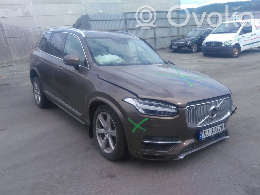 XC90 XC90  31325847
