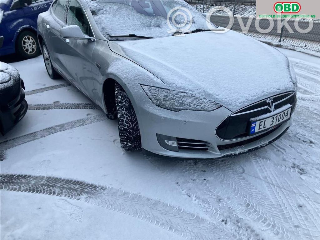 Model S Tesla Model S  6006566E0E
