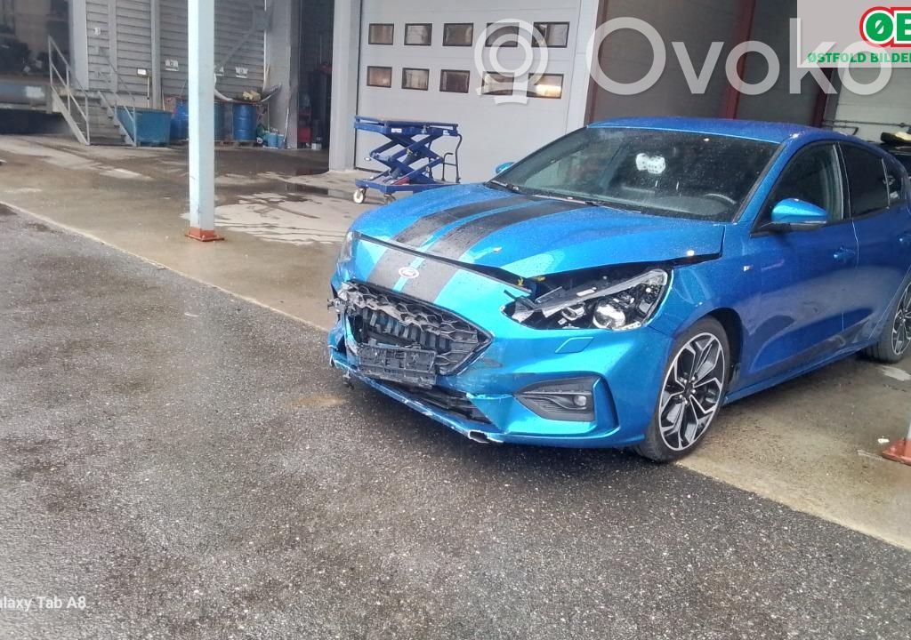 Focus Focus  2449470