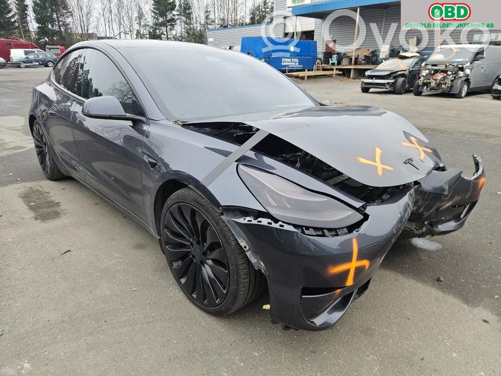 Model 3 Tesla Model 3  800820200A