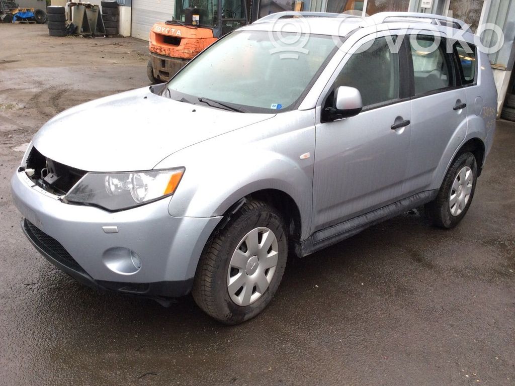 Outlander Outlander  5700A276