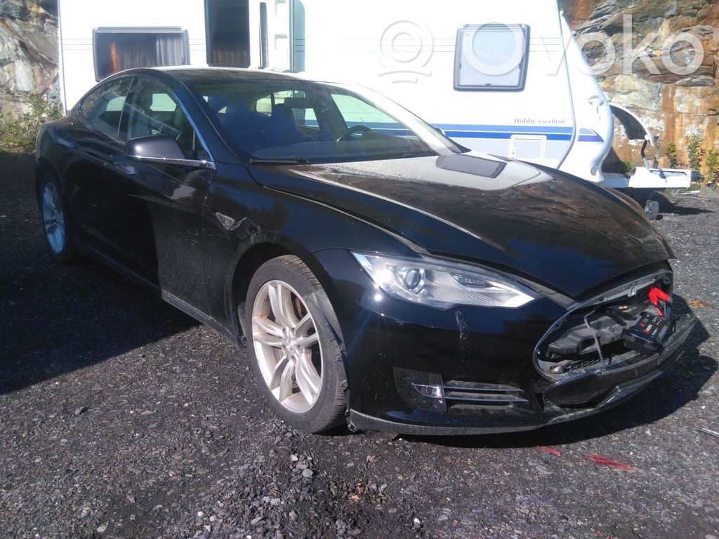 Model S Tesla Model S