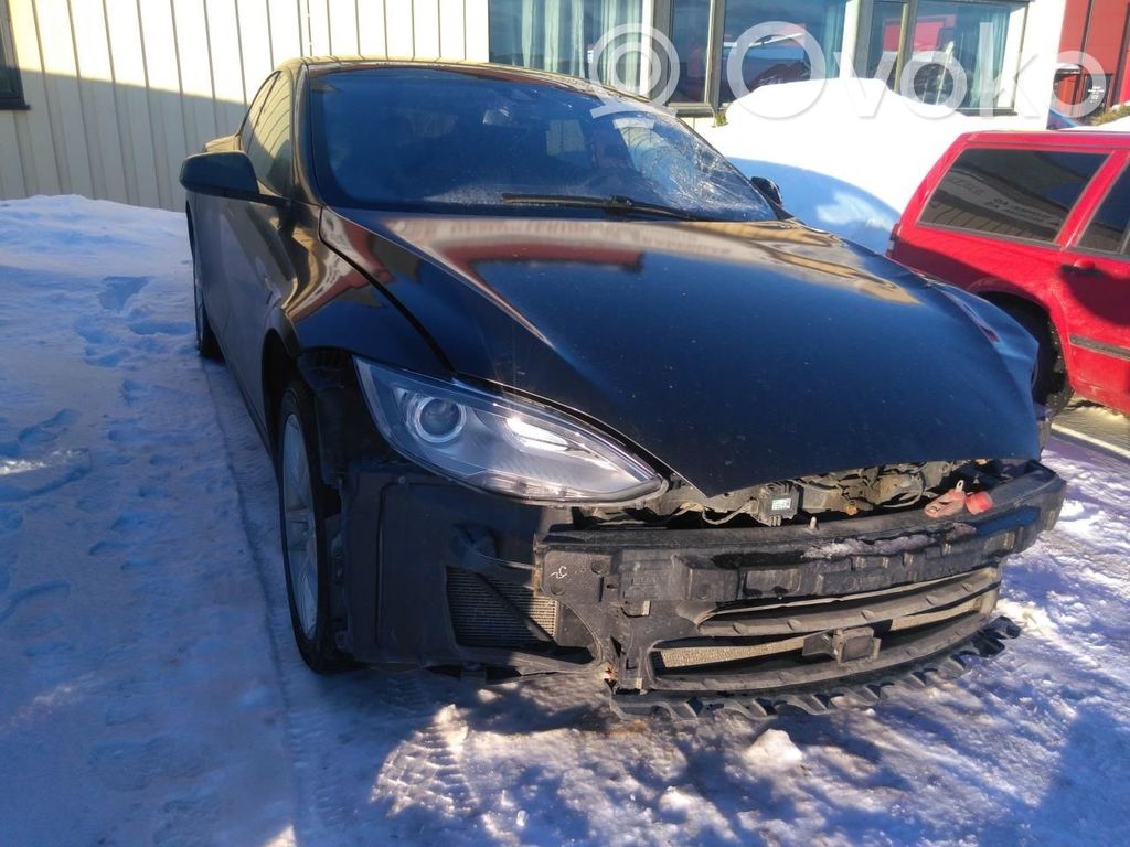 Model S Tesla Model S