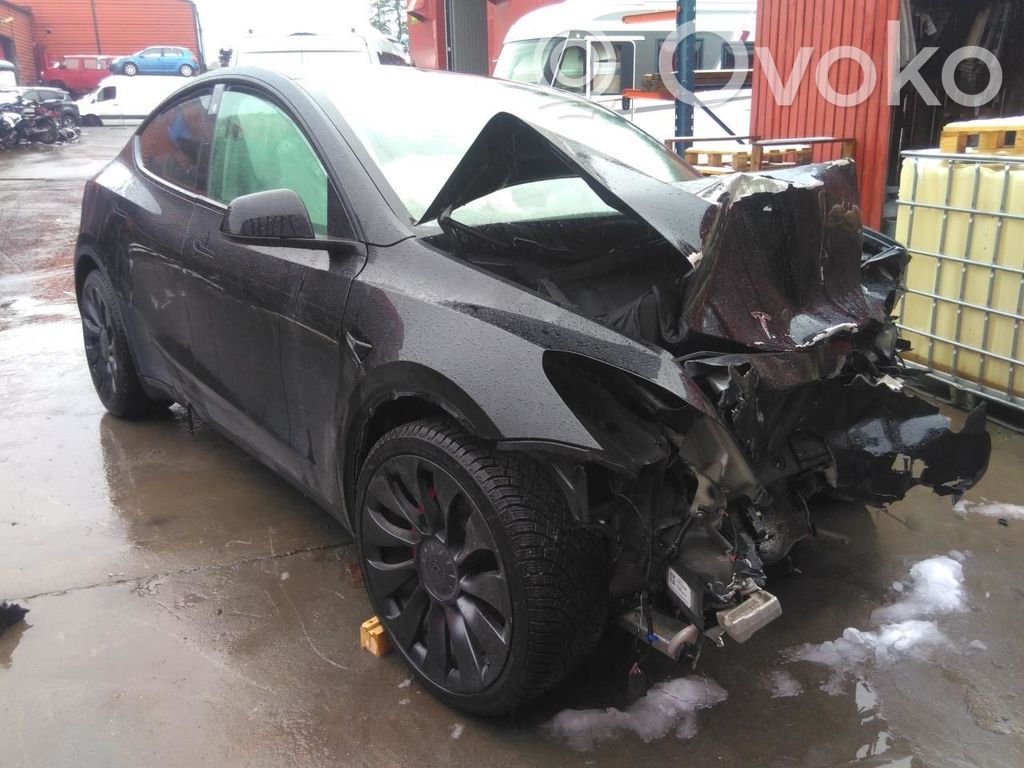 Model Y Tesla Model Y  149586520D