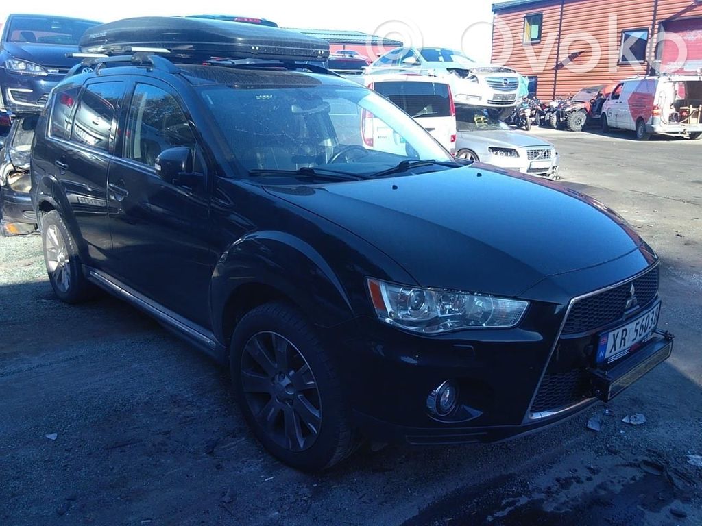 Outlander Outlander  5700A872