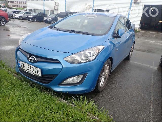 i30 i30  92102A6000