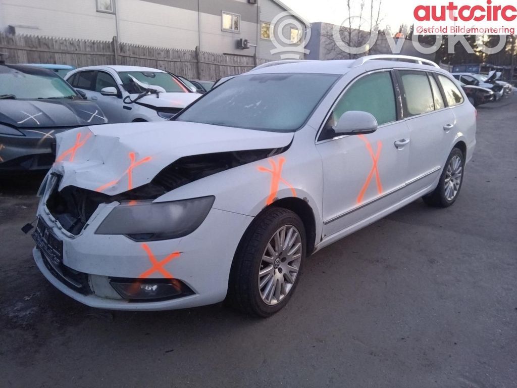 Superb B6 (3T) Superb  3T0837462A