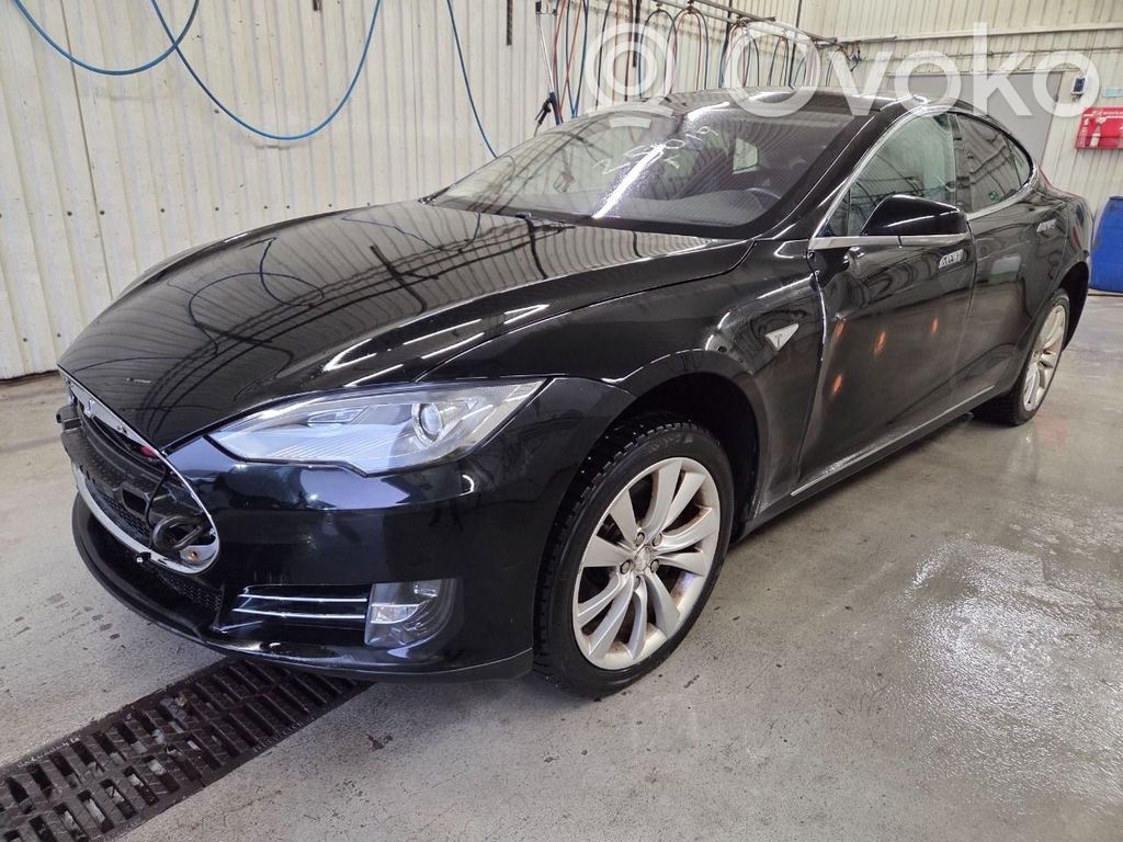 Model S Tesla Model S  6006394E0E