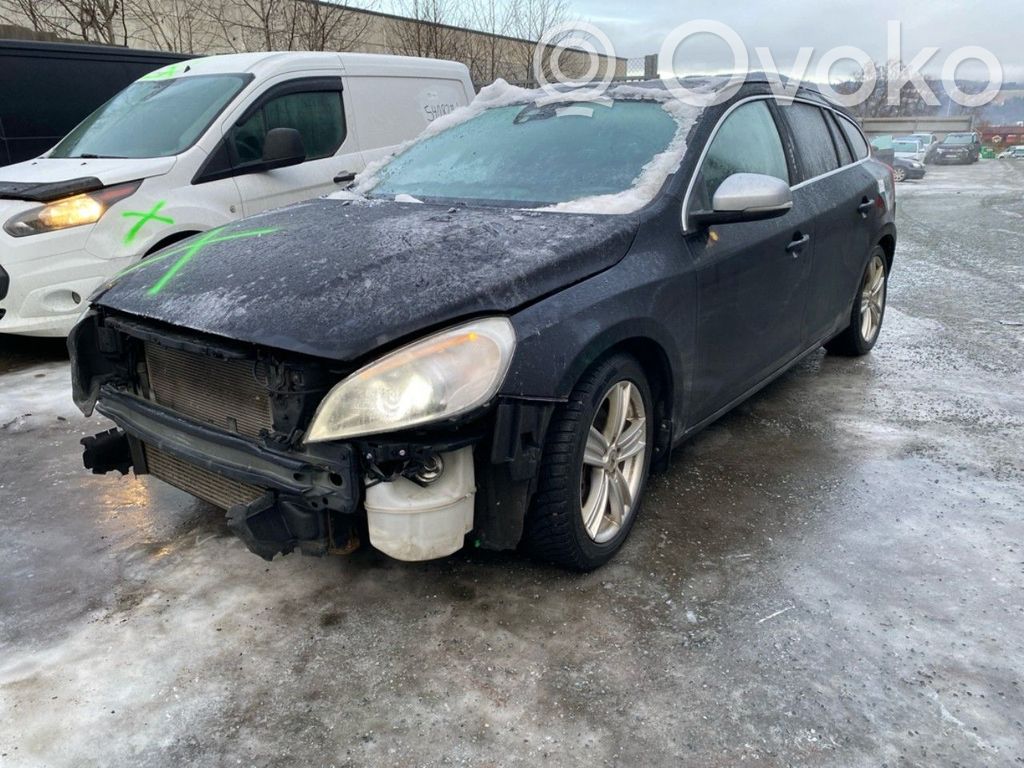V60 V60, V60 Cross Country