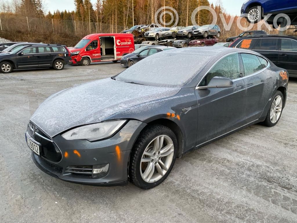 Model S Tesla Model S  600592000C