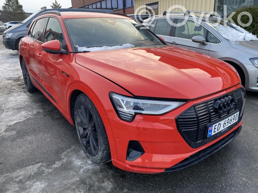 e-tron e-tron  4M0959593M