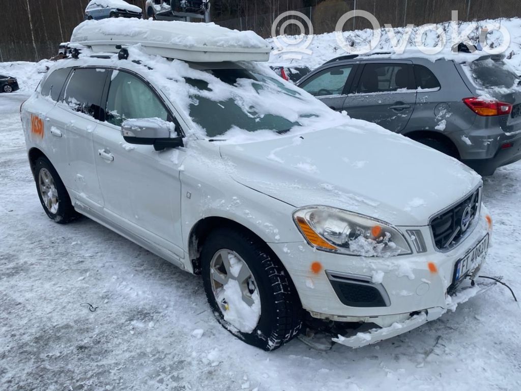 XC60 XC60  36001858