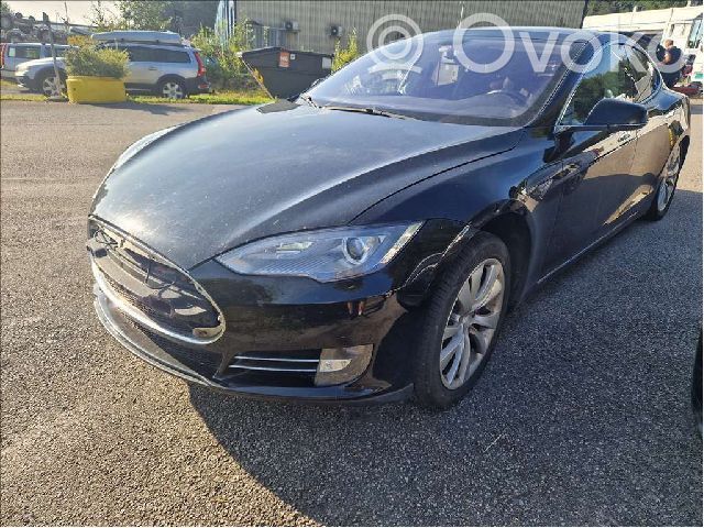 Model S Tesla Model S  106965100D