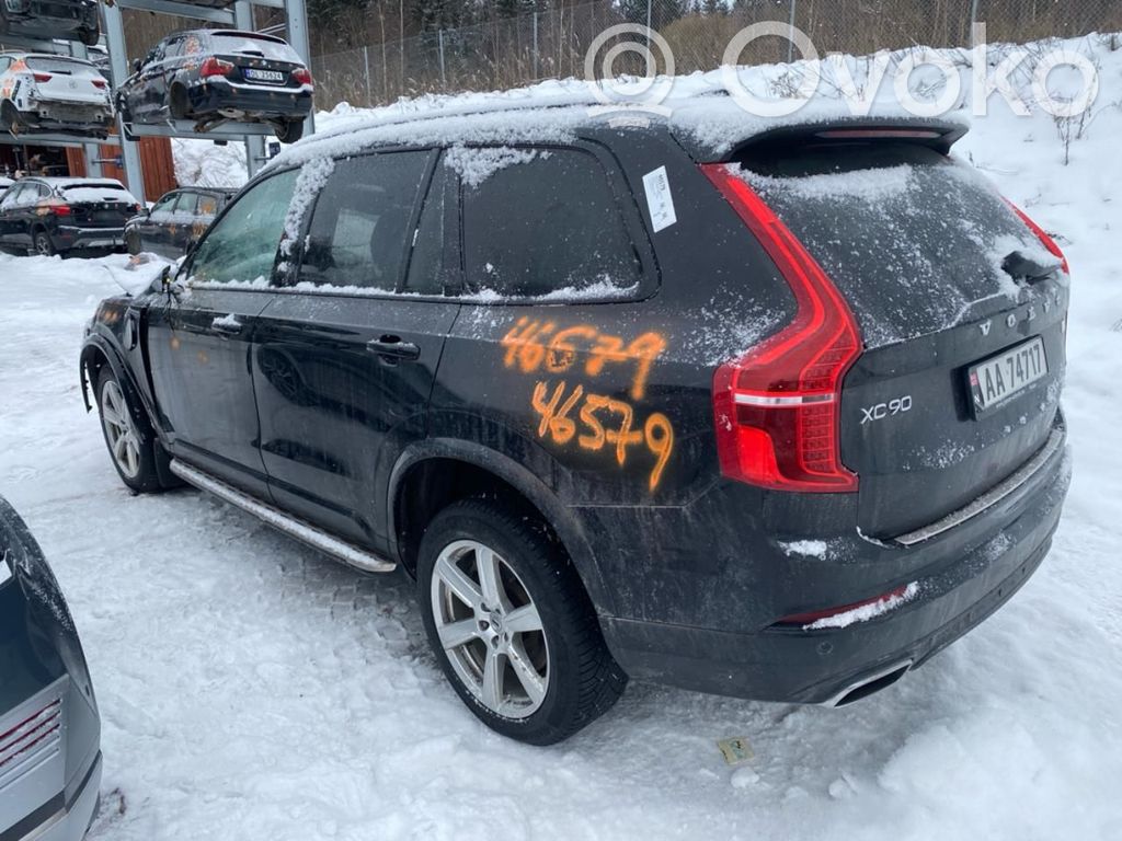XC90 XC90  36010489