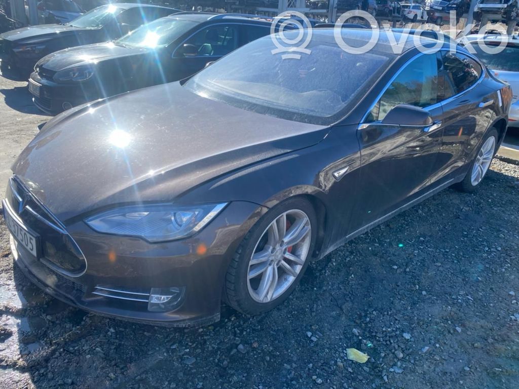 Model S Tesla Model S  6007191E0H