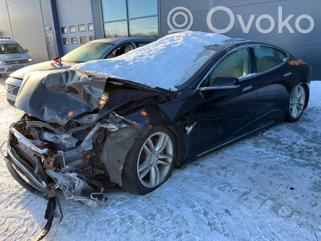 Model S Tesla Model S