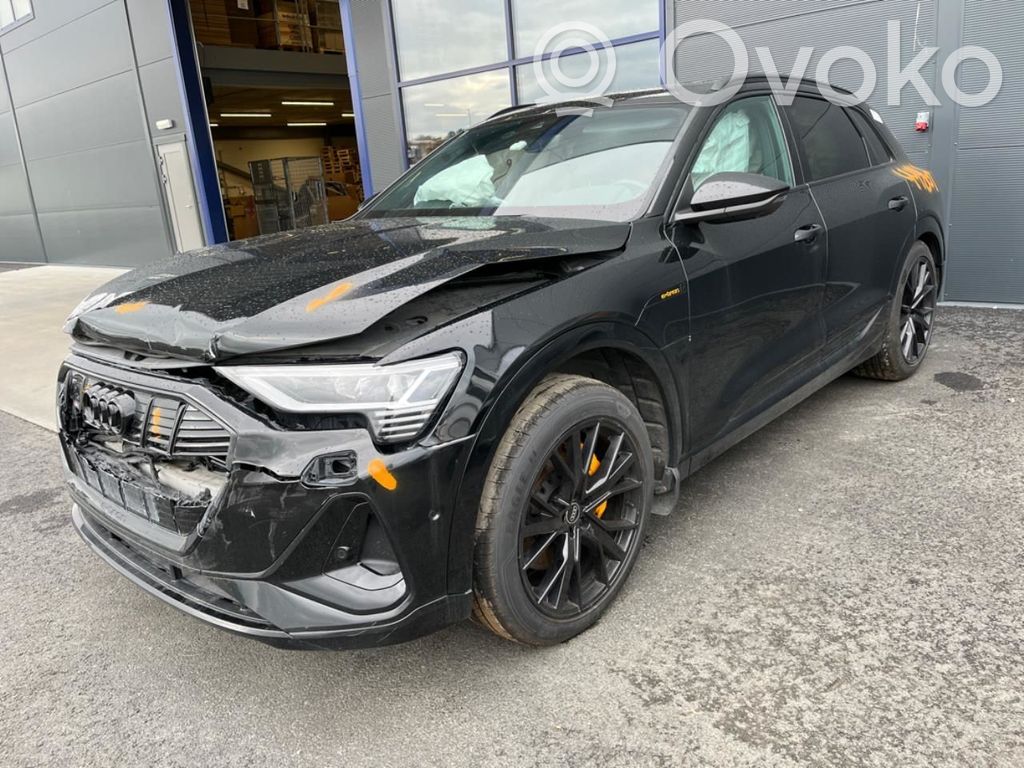 e-tron e-tron  0EF907080H