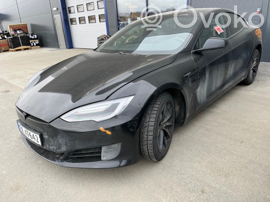 Model S Tesla Model S  6006622E0G