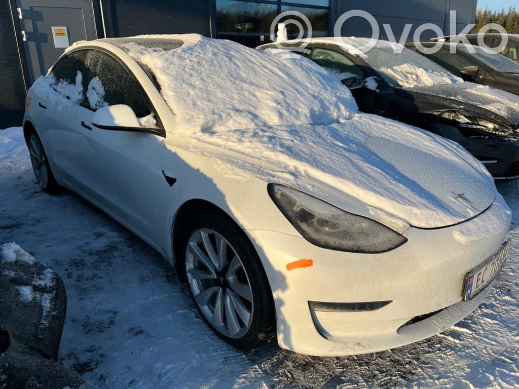 Model 3 Tesla Model 3  1081390E0C