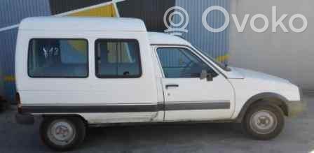 C15 C15  95546212YB