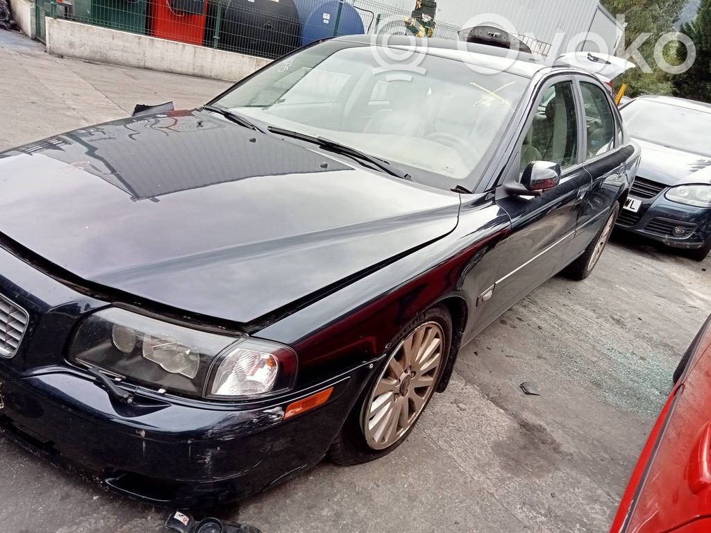 S80 S80  DS244T