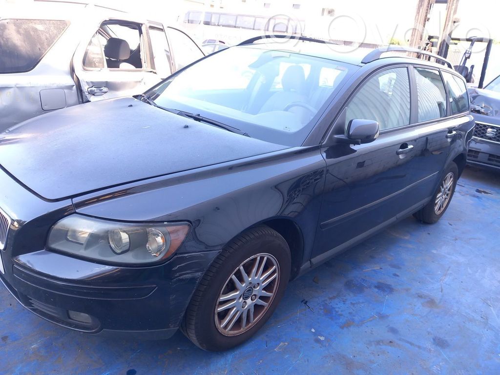V50 V50  30737670