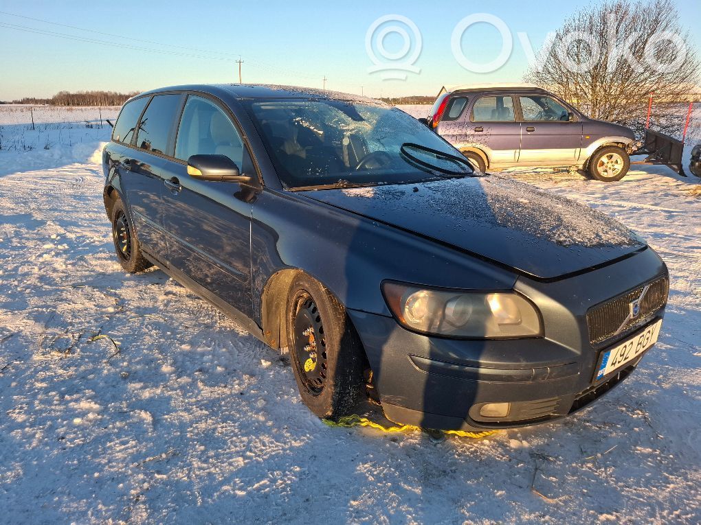 S40 S40, V40