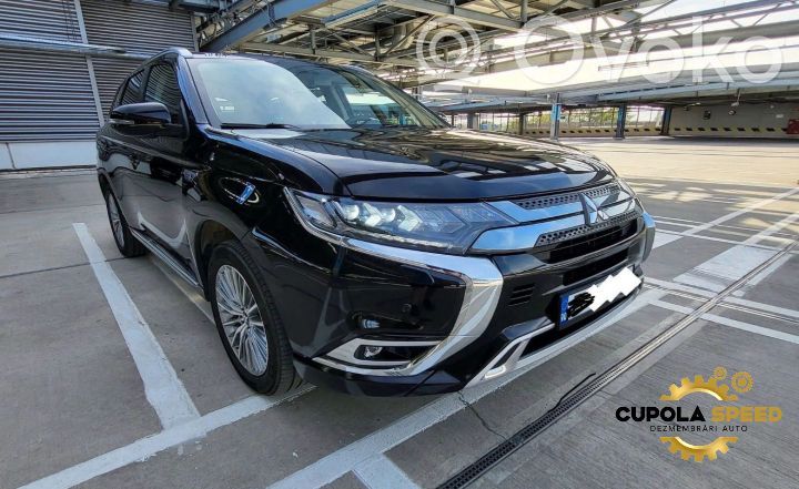 Outlander Outlander  5700B671