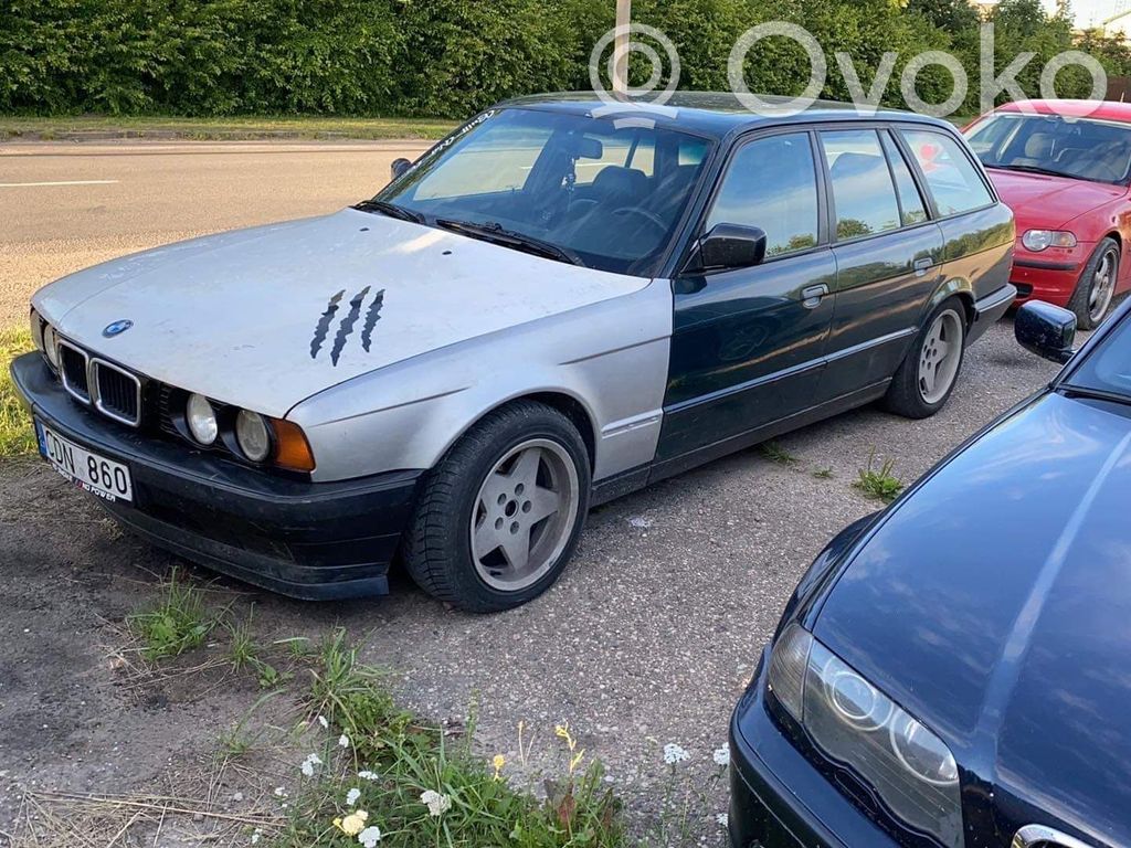 5 E34 Series 5  8120797