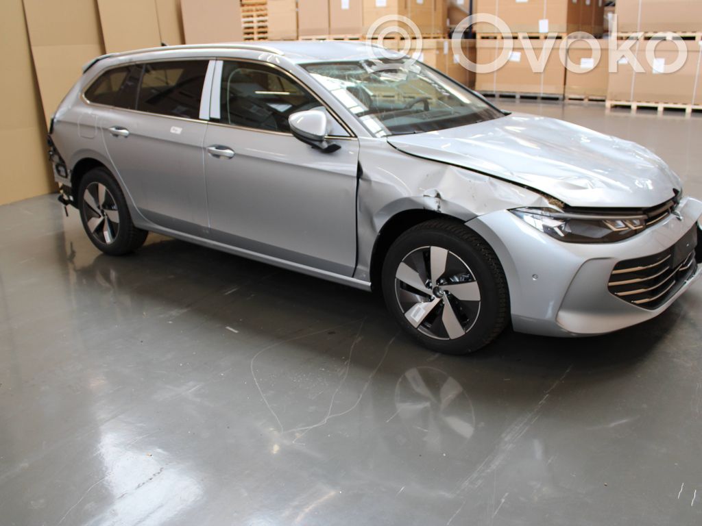 PASSAT B9 Passat  4532039715