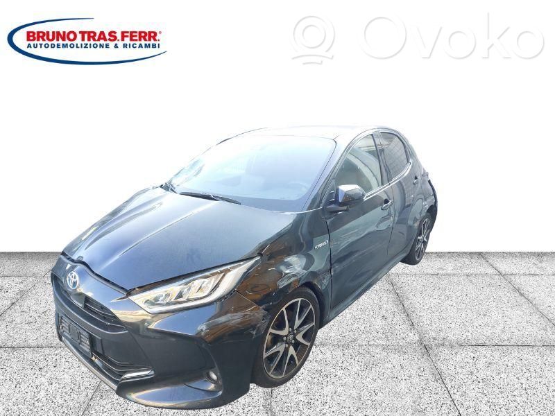 Yaris XP210 Yaris  M15A