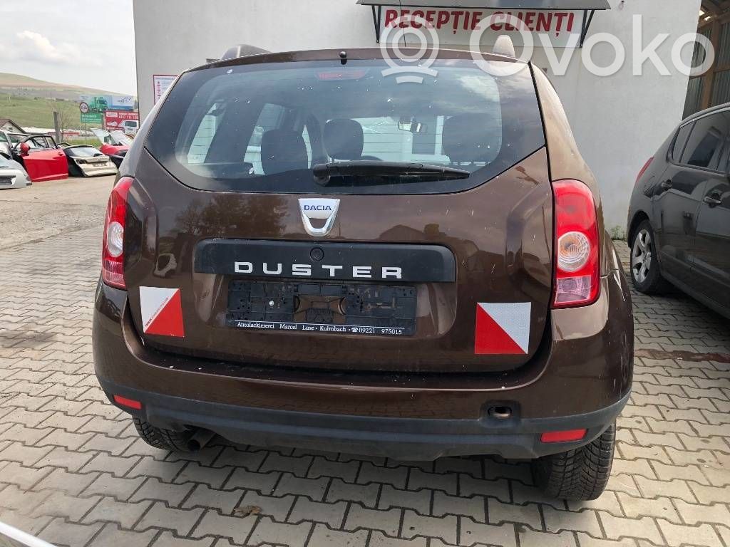 Duster Duster  8201002106