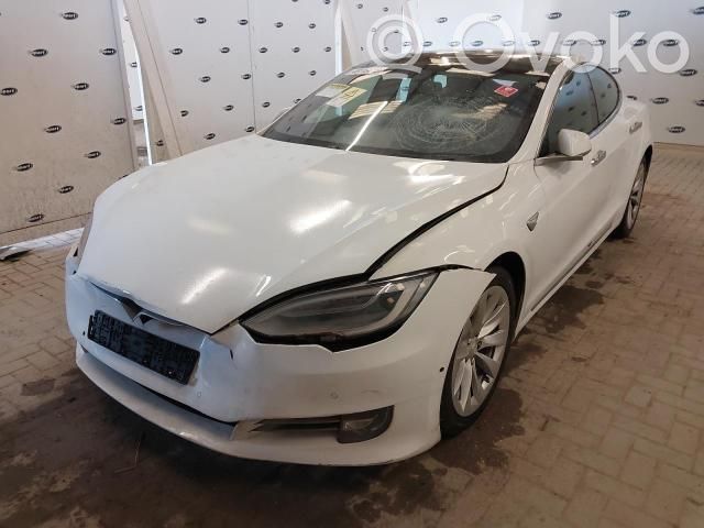 Model S Tesla Model S